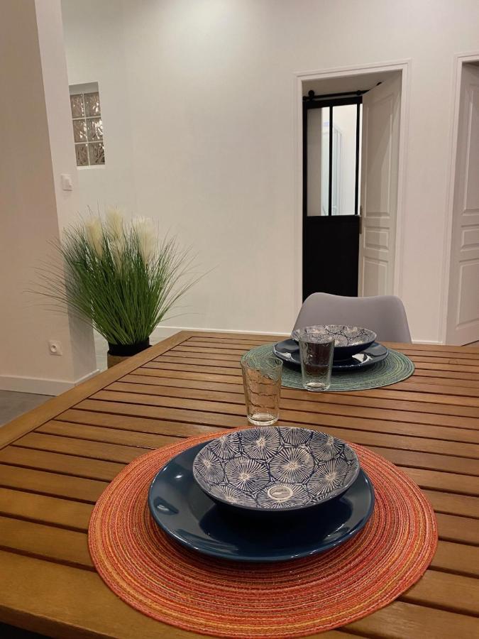 La Maison D'Angelique - Colocation Hoteliere A 150M Gare Tgv- Grande Cuisine Equipee & Salon - Fibre - Netflix Niort Eksteriør billede